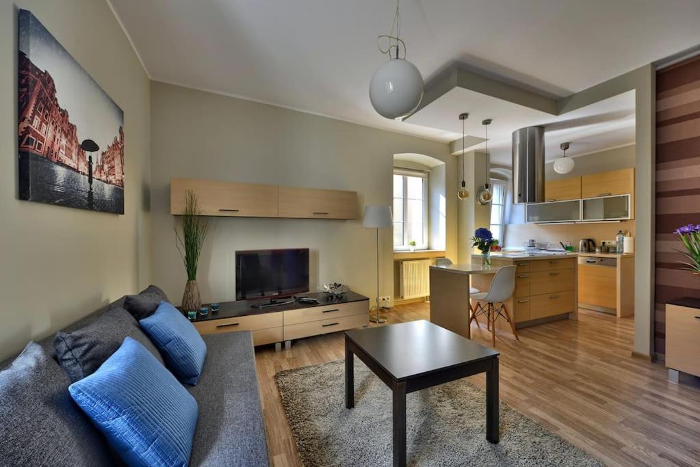 Argentis Wiezienna Apartment Wroclaw Luaran gambar