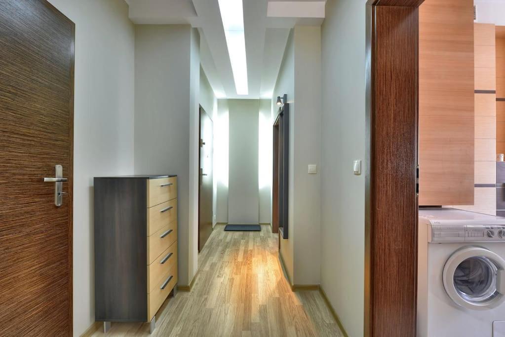 Argentis Wiezienna Apartment Wroclaw Luaran gambar